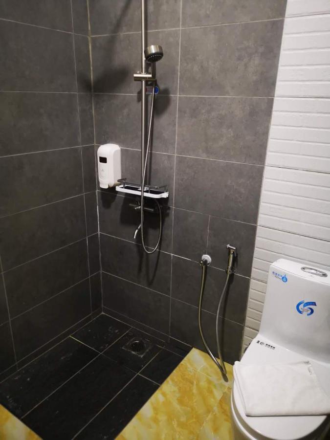 Comfort Inn Sibu Bagian luar foto