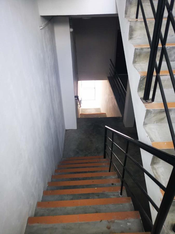Comfort Inn Sibu Bagian luar foto