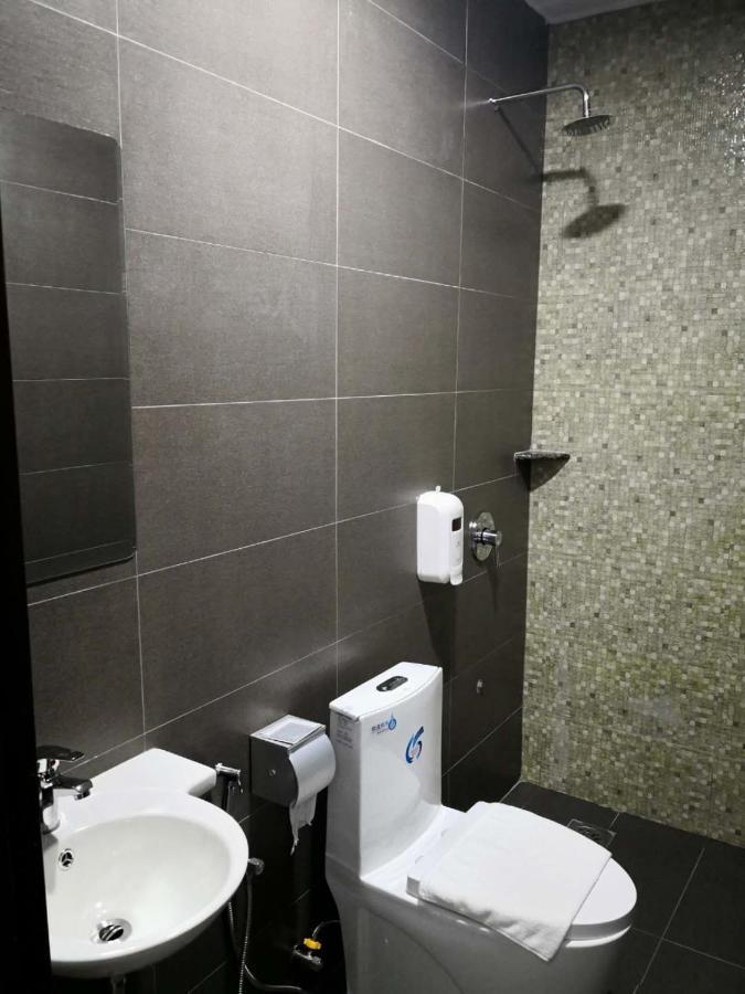 Comfort Inn Sibu Bagian luar foto