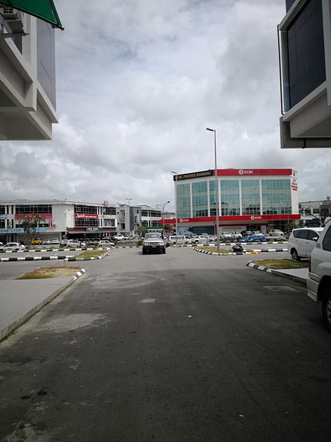 Comfort Inn Sibu Bagian luar foto