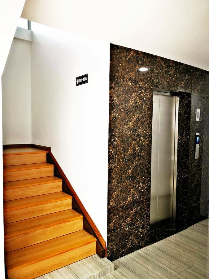 Comfort Inn Sibu Bagian luar foto