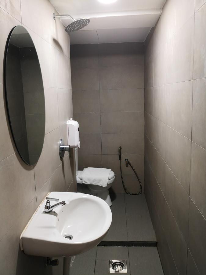 Comfort Inn Sibu Bagian luar foto